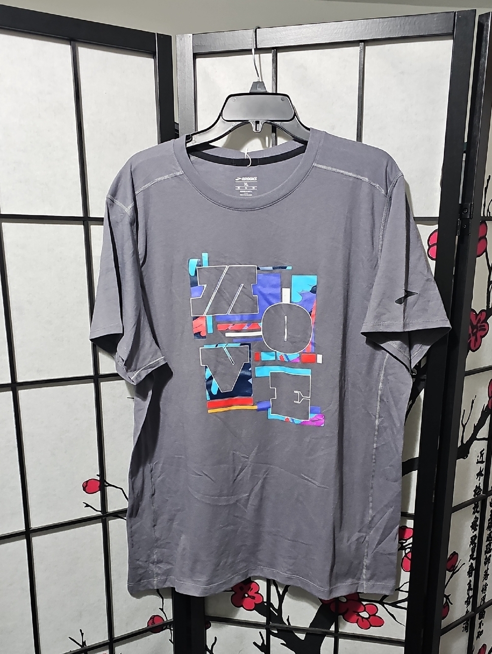 Brooks Move Gray T-Shirt Size‎ XL NWT